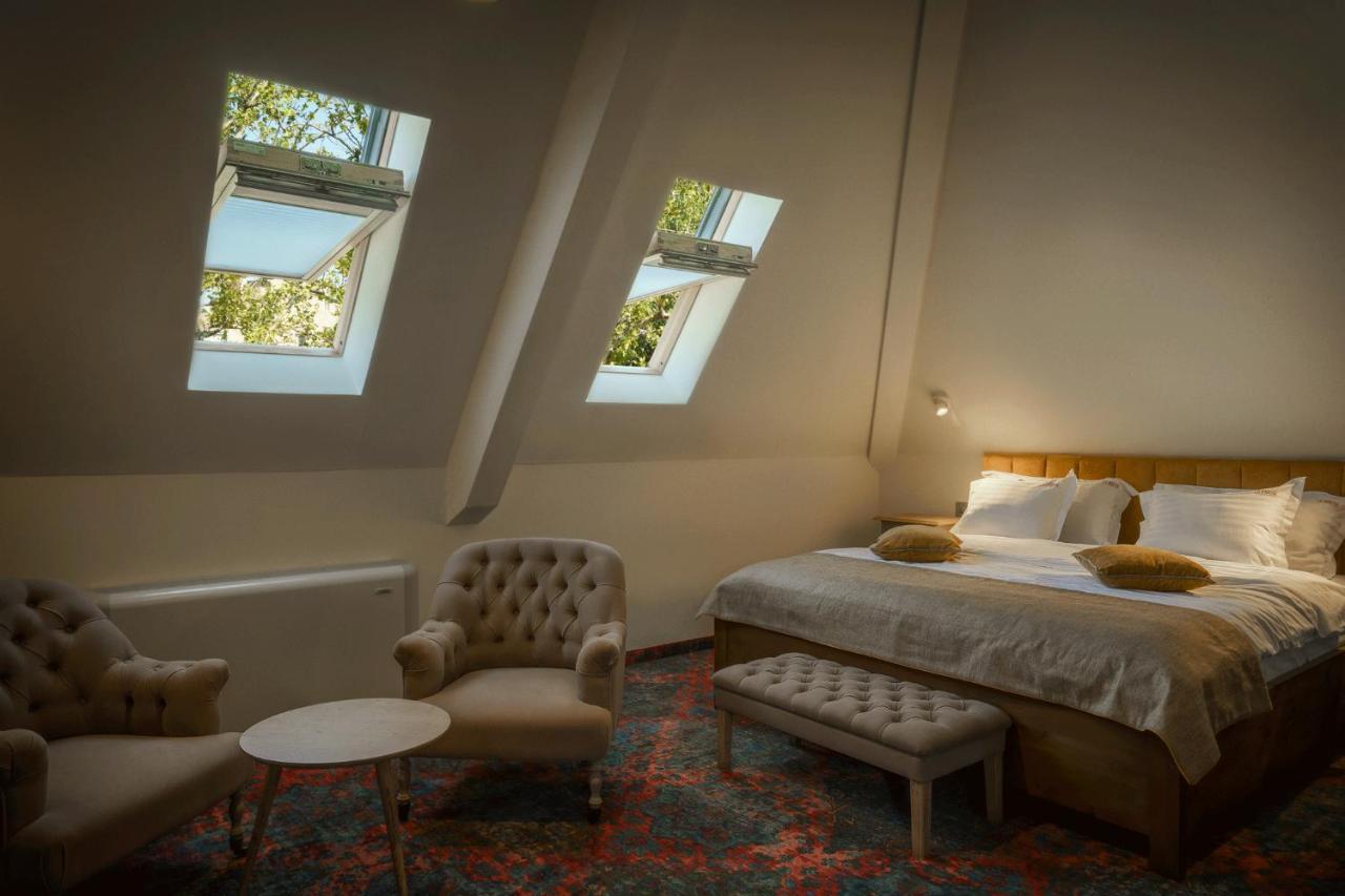 La Boheme Boutique Casa Soare Hotel Bucharest Luaran gambar