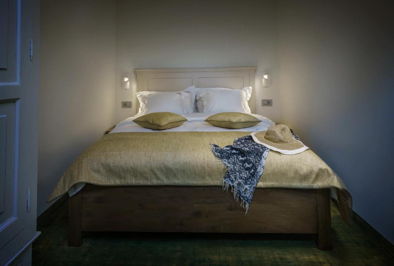 La Boheme Boutique Casa Soare Hotel Bucharest Luaran gambar